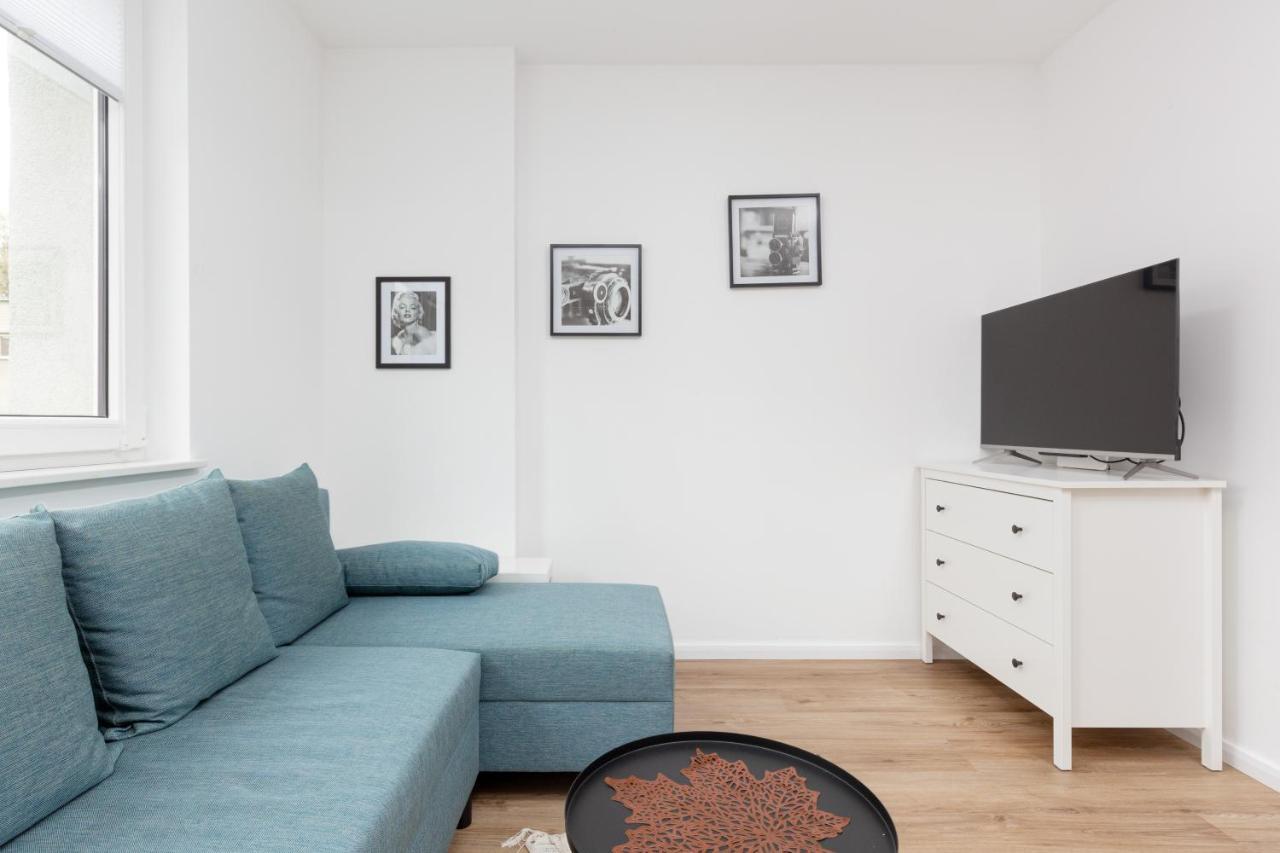 Studio Apartment Ochota Siemienskiego By Noclegi Renters Warszawa Exteriör bild