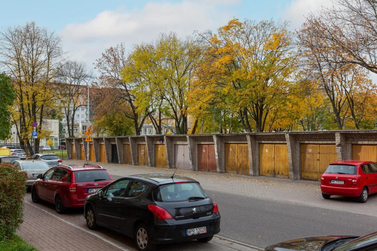 Studio Apartment Ochota Siemienskiego By Noclegi Renters Warszawa Exteriör bild
